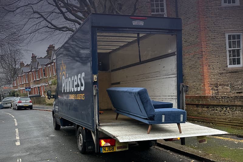 fast-and-secure-furniture-courier-solutions-in-the-UK fast-and-secure-furniture-courier-solutions-in-the-UK