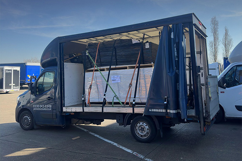 fast and reliable courier for large items UK